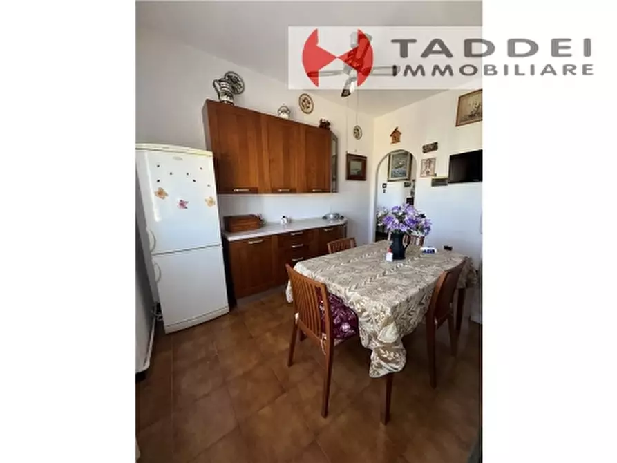 Immagine 13 di Appartamento in vendita  a Scandicci
