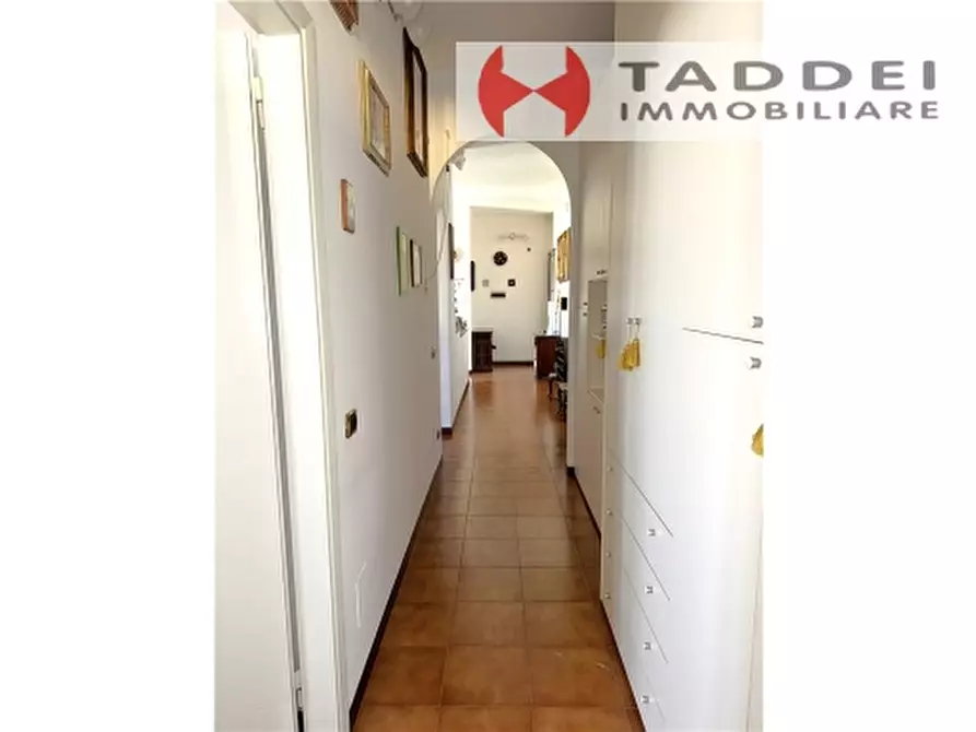 Immagine 21 di Appartamento in vendita  a Scandicci