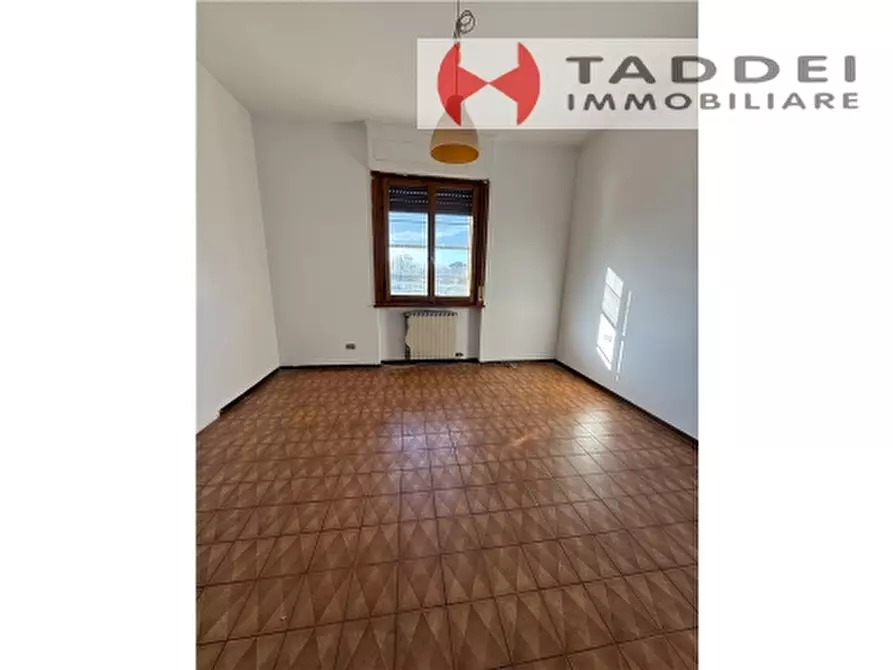 Immagine 30 di Appartamento in vendita  a Campi Bisenzio