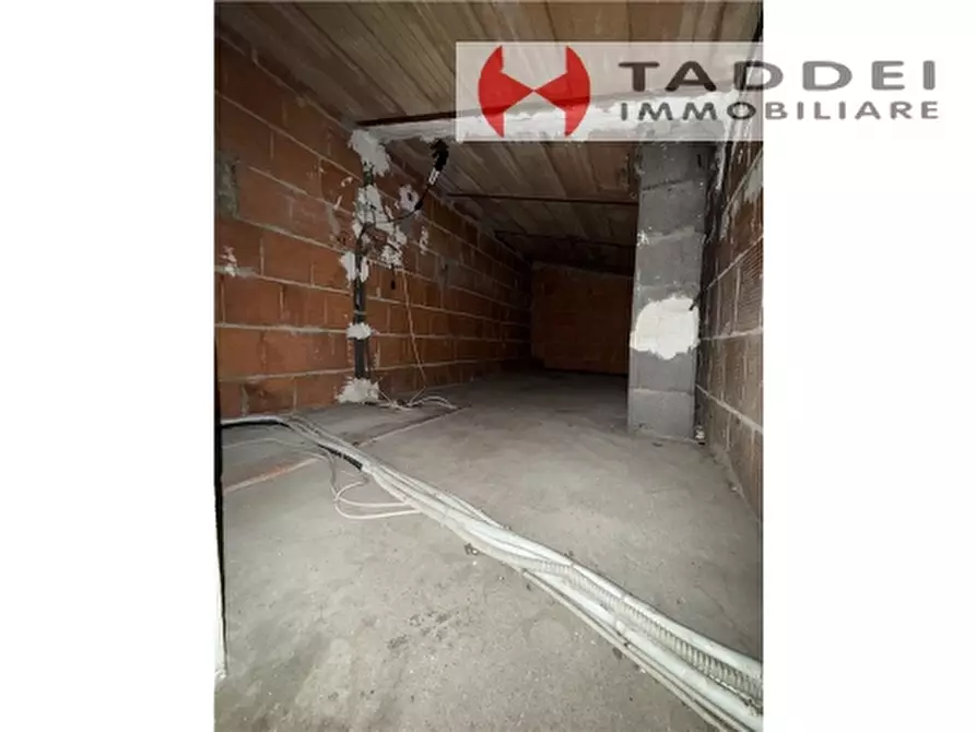 Immagine 44 di Appartamento in vendita  a Campi Bisenzio