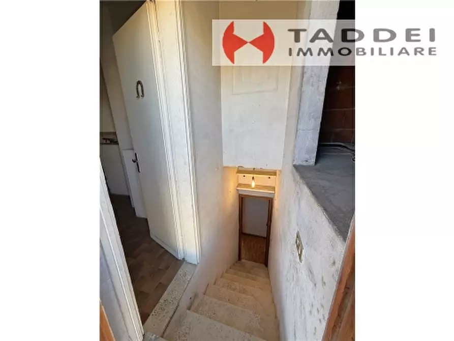 Immagine 45 di Appartamento in vendita  a Campi Bisenzio