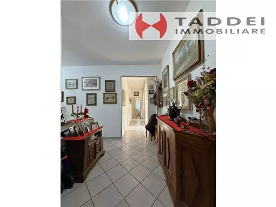 Immagine 8 di Appartamento in vendita  a Scandicci