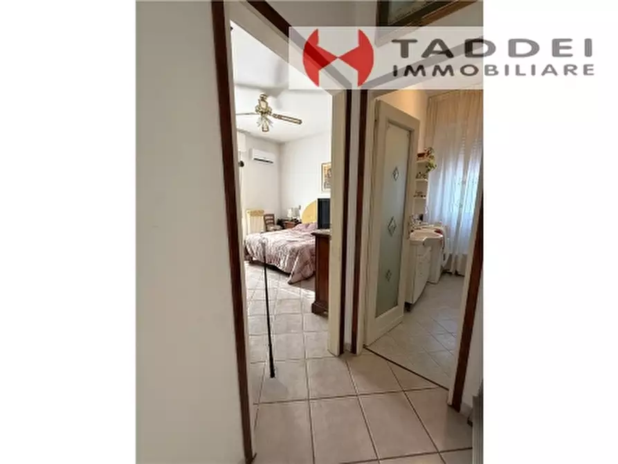 Immagine 18 di Appartamento in vendita  a Scandicci