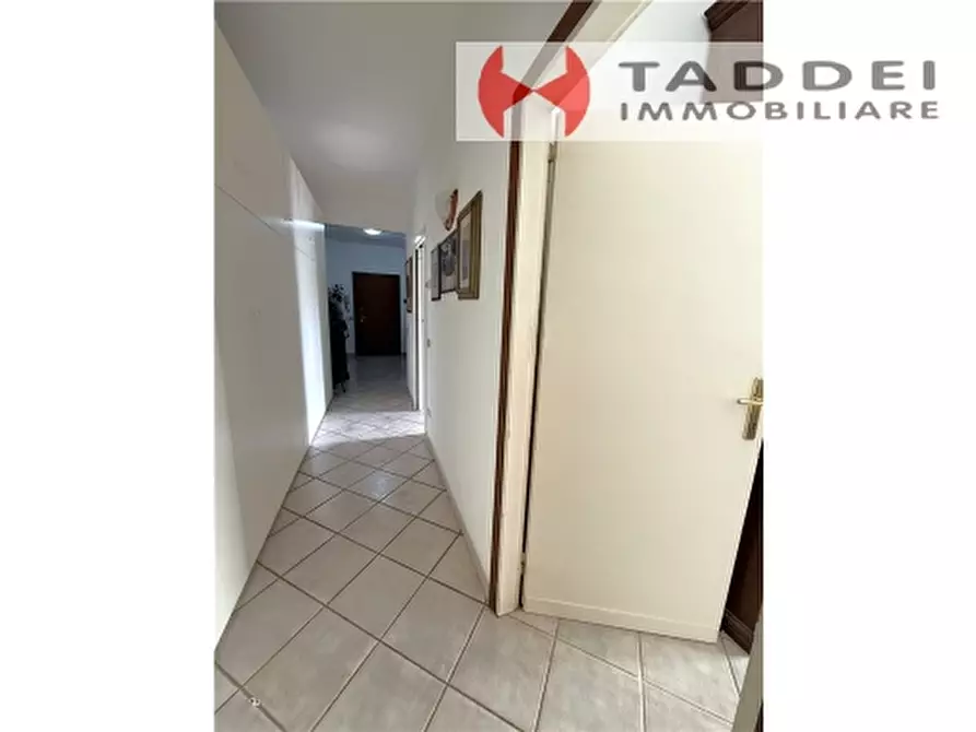 Immagine 23 di Appartamento in vendita  a Scandicci