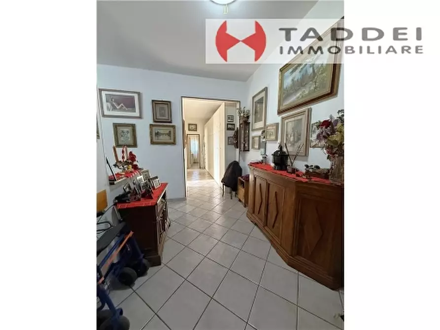 Immagine 28 di Appartamento in vendita  a Scandicci