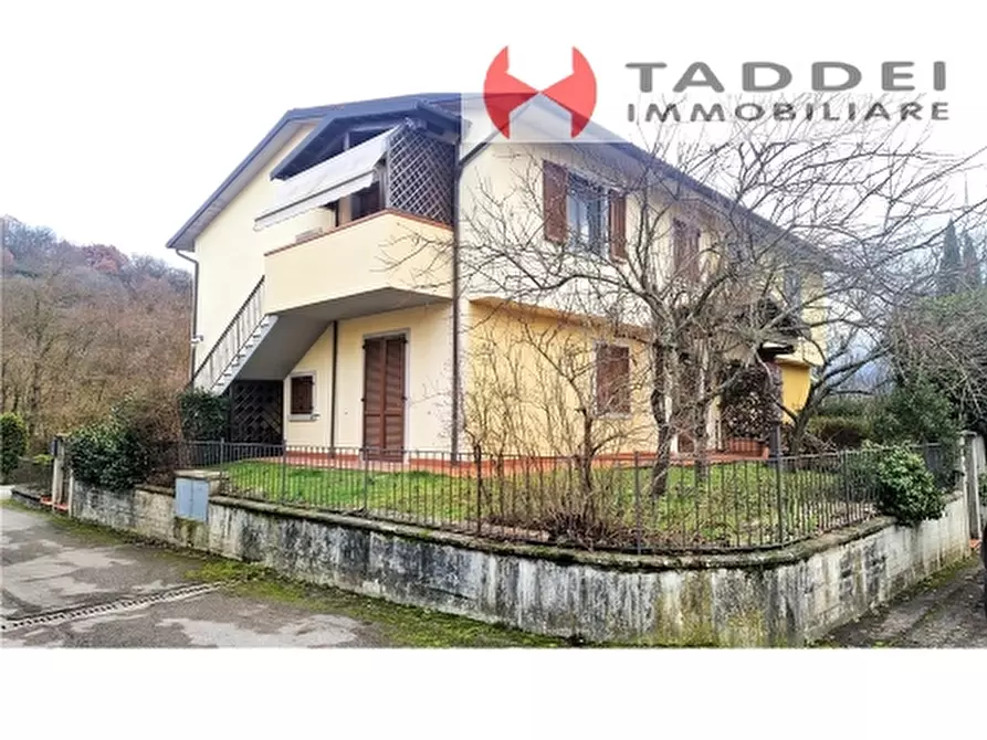 Immagine 1 di Appartamento in vendita  a Pratovecchio Stia