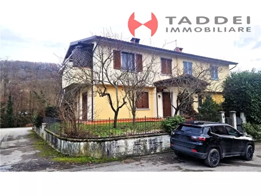 Immagine 2 di Appartamento in vendita  a Pratovecchio Stia