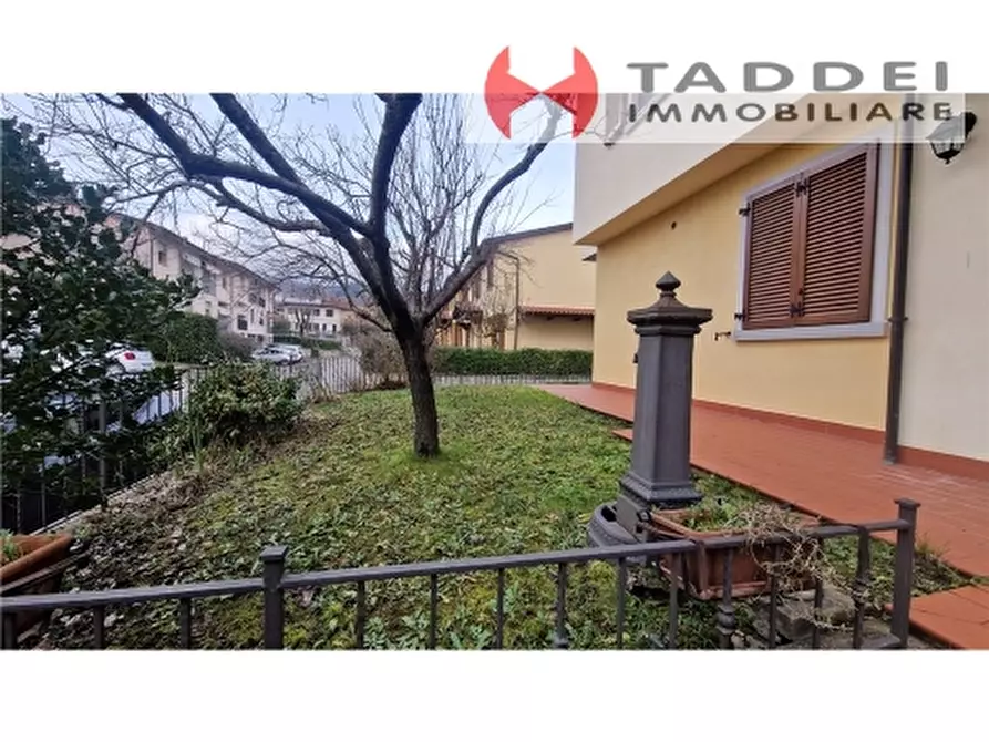 Immagine 5 di Appartamento in vendita  a Pratovecchio Stia