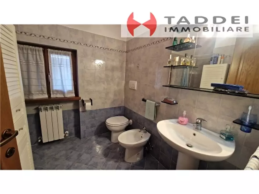 Immagine 29 di Appartamento in vendita  a Pratovecchio Stia