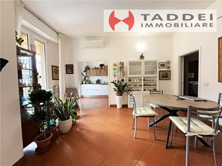 Immagine 10 di Appartamento in vendita  a Scandicci