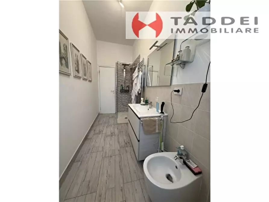 Immagine 26 di Appartamento in vendita  a Scandicci