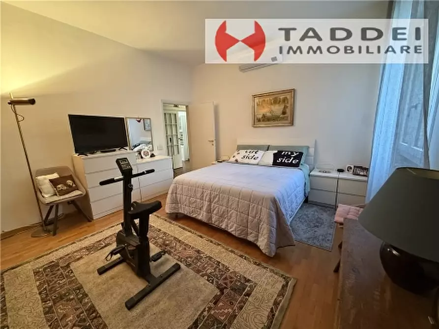 Immagine 38 di Appartamento in vendita  a Scandicci