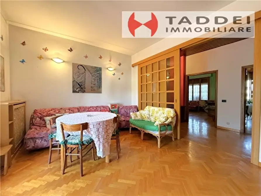 Immagine 1 di Appartamento in vendita  a Scandicci