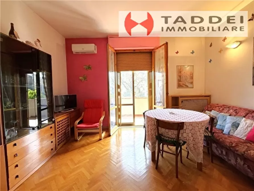 Immagine 8 di Appartamento in vendita  a Scandicci