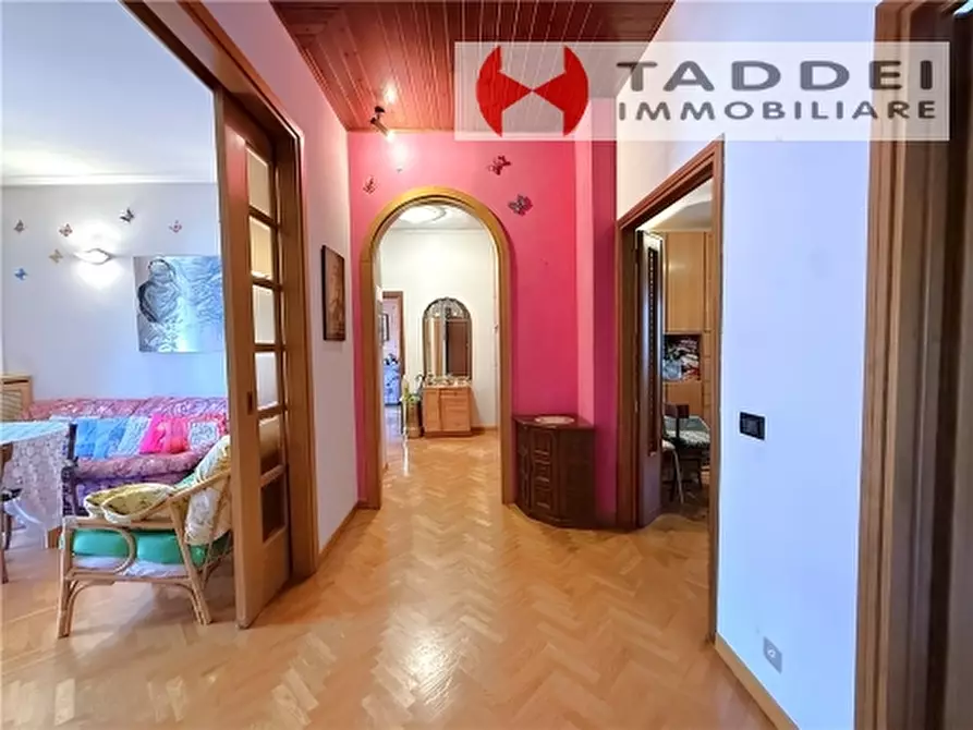 Immagine 38 di Appartamento in vendita  a Scandicci