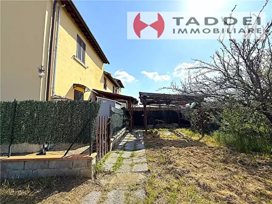 Immagine 5 di Appartamento in vendita  a Firenze