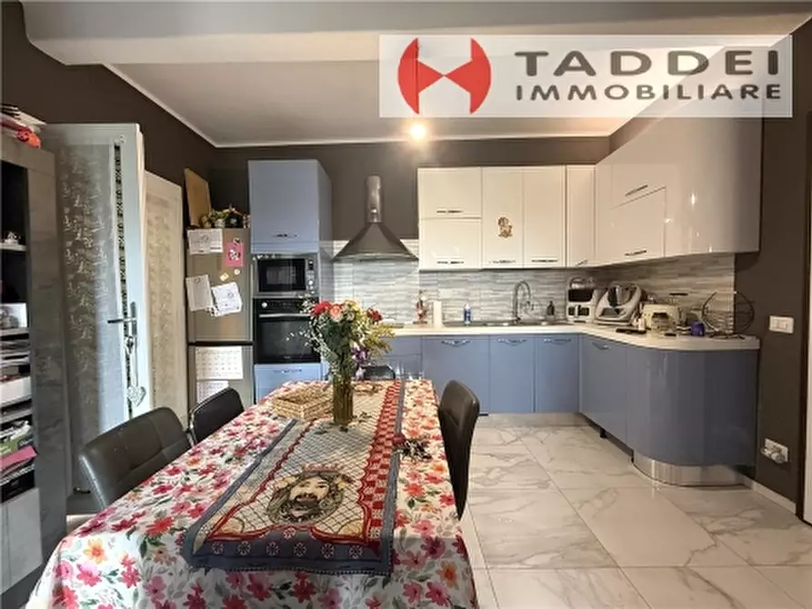 Immagine 3 di Appartamento in vendita  a Firenze