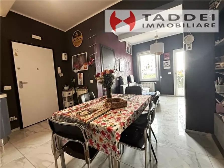 Immagine 11 di Appartamento in vendita  a Firenze