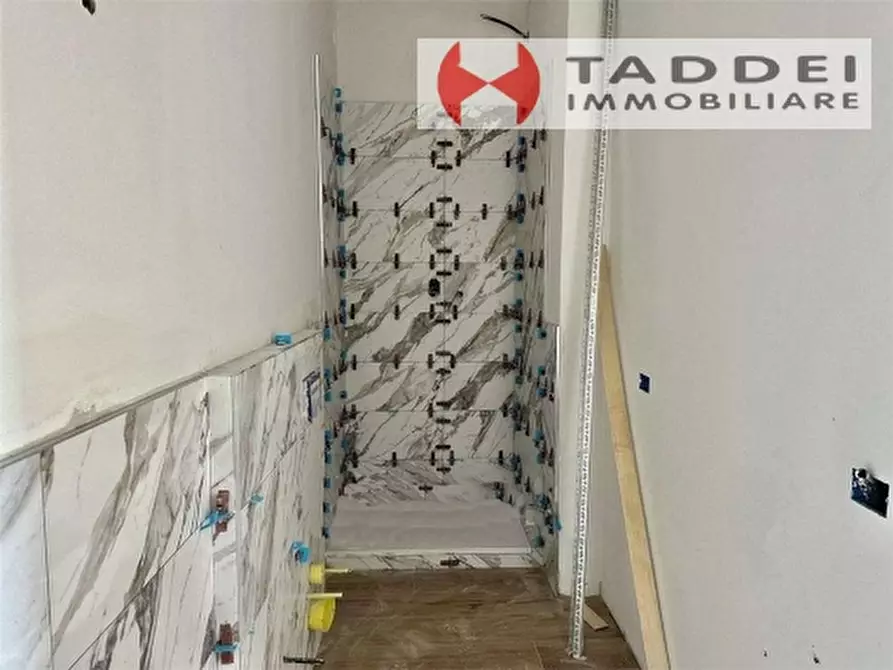 Immagine 4 di Appartamento in vendita  a Firenze