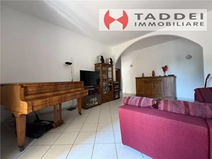 Immagine 5 di Appartamento in vendita  a Scandicci