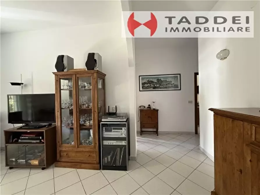 Immagine 9 di Appartamento in vendita  a Scandicci