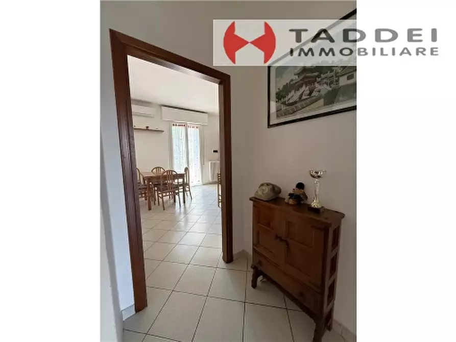 Immagine 11 di Appartamento in vendita  a Scandicci