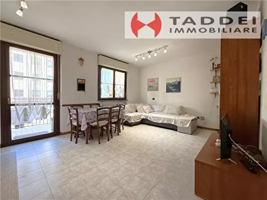 Immagine 4 di Appartamento in vendita  a Firenze
