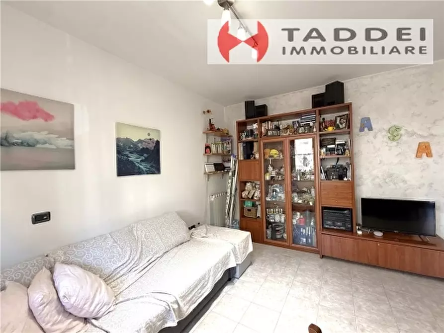 Immagine 8 di Appartamento in vendita  a Firenze