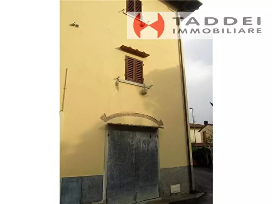 Immagine 4 di Villa in vendita  a Lastra A Signa