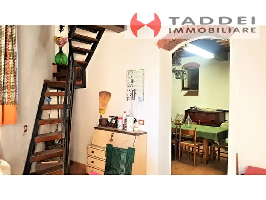 Immagine 6 di Villa in vendita  a Lastra A Signa