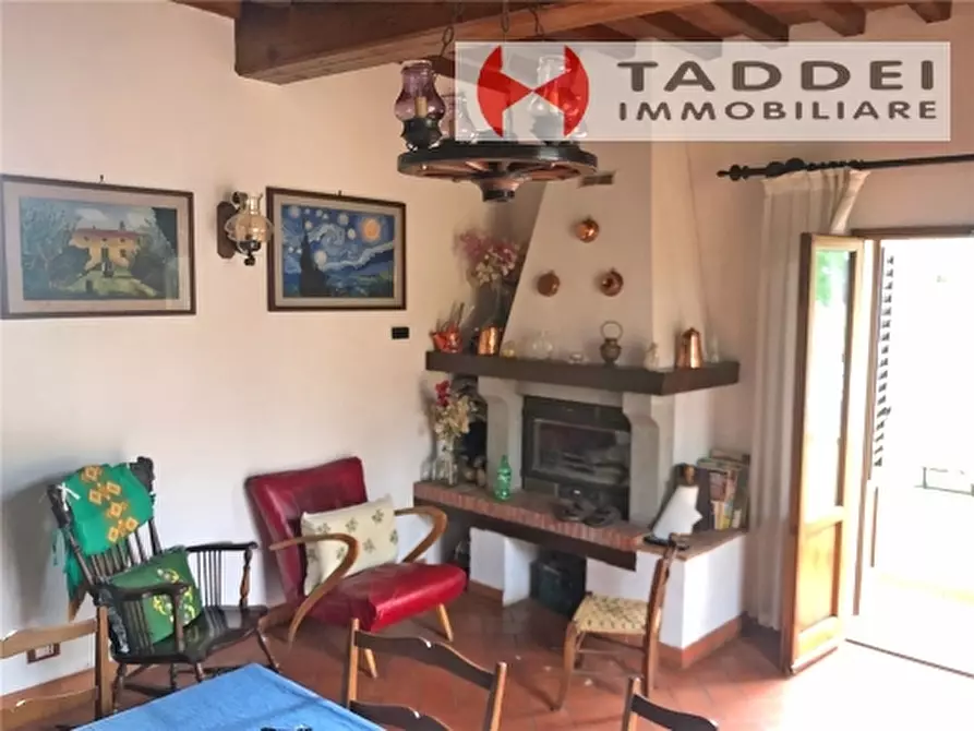 Immagine 37 di Villa in vendita  a Lastra A Signa