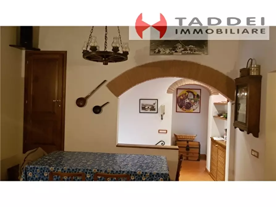 Immagine 40 di Villa in vendita  a Lastra A Signa