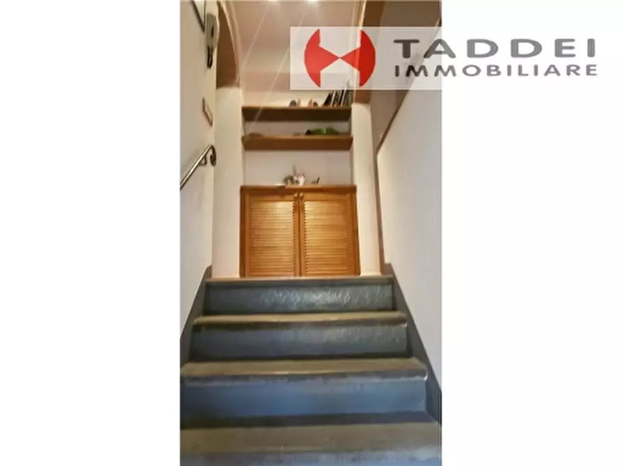 Immagine 59 di Villa in vendita  a Lastra A Signa