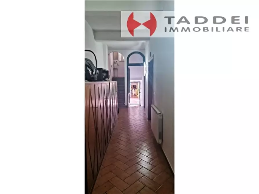 Immagine 3 di Villa in vendita  a Scandicci