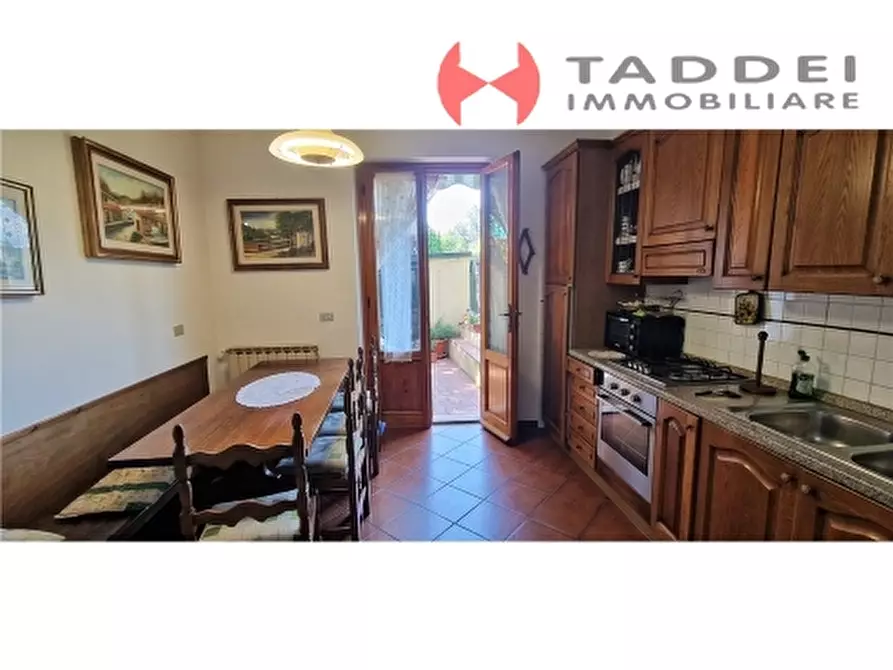 Immagine 7 di Villa in vendita  a Scandicci