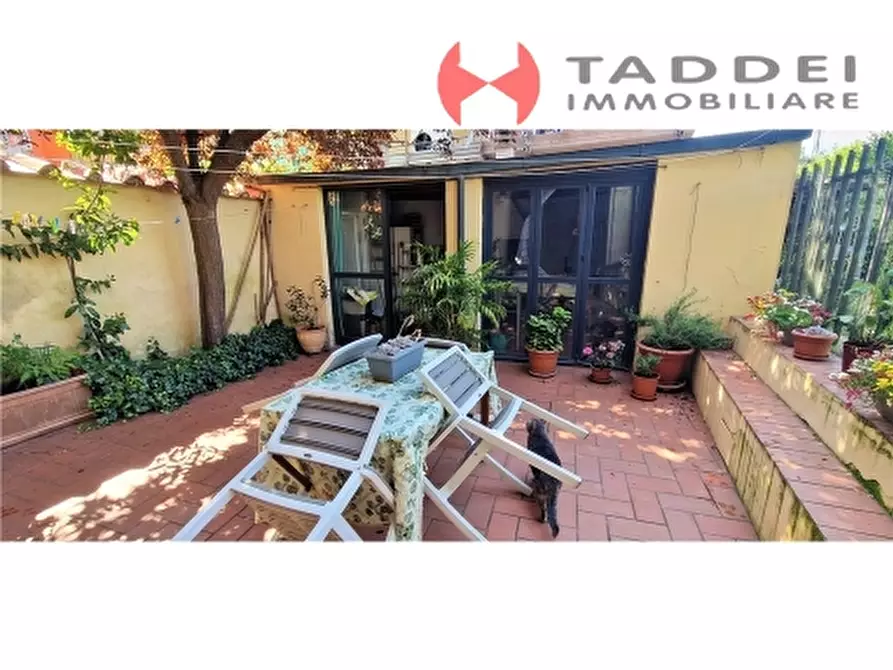 Immagine 8 di Villa in vendita  a Scandicci