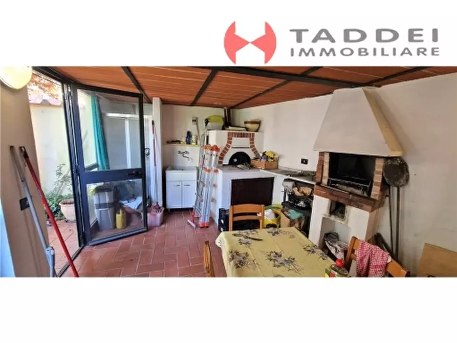 Immagine 10 di Villa in vendita  a Scandicci