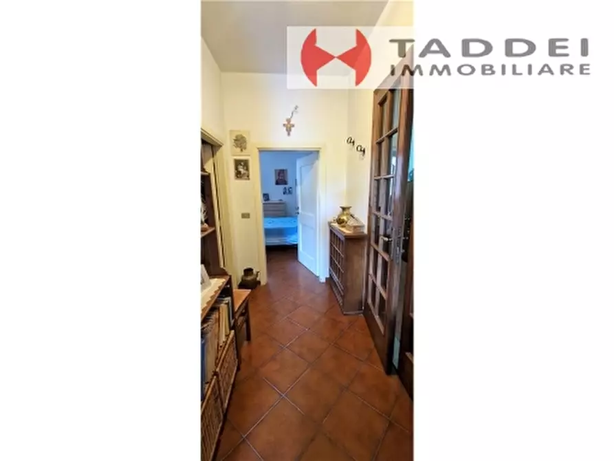 Immagine 16 di Villa in vendita  a Scandicci