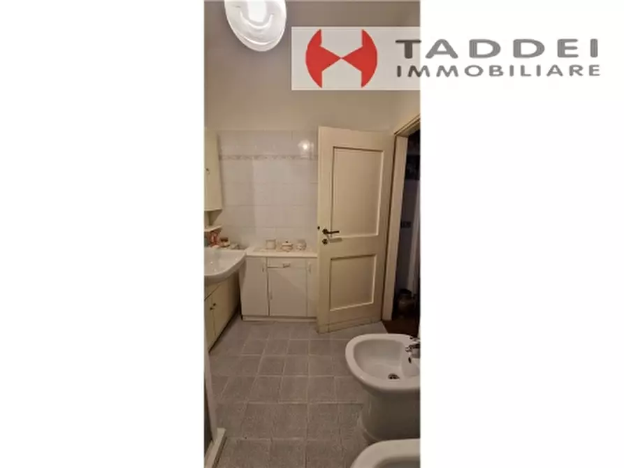 Immagine 18 di Villa in vendita  a Scandicci