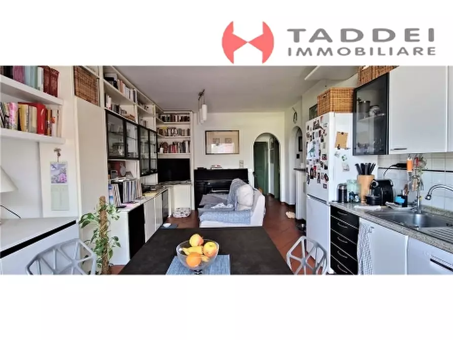 Immagine 27 di Villa in vendita  a Scandicci