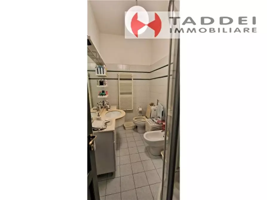 Immagine 31 di Villa in vendita  a Scandicci