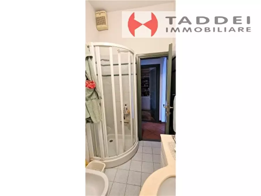 Immagine 32 di Villa in vendita  a Scandicci