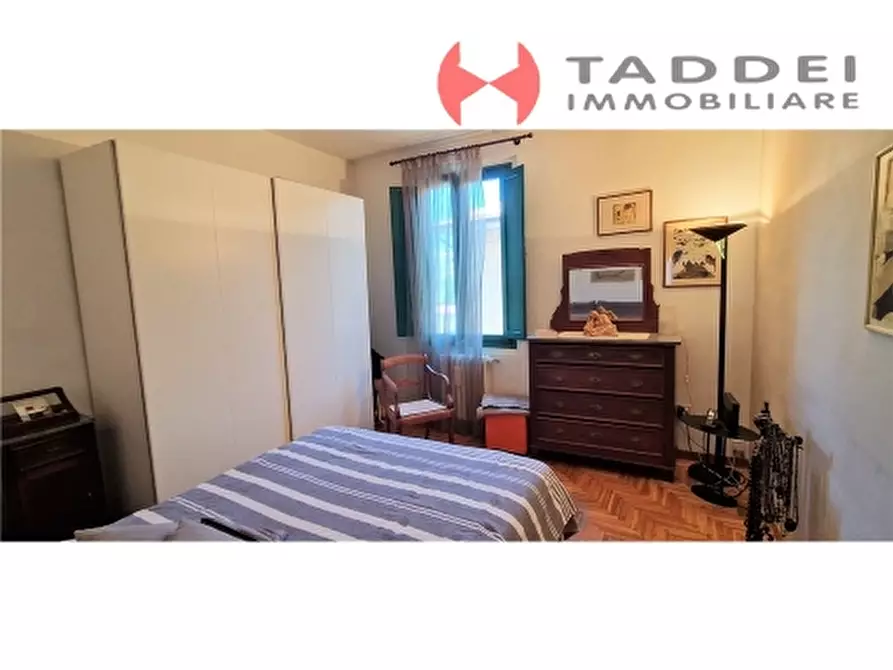 Immagine 33 di Villa in vendita  a Scandicci