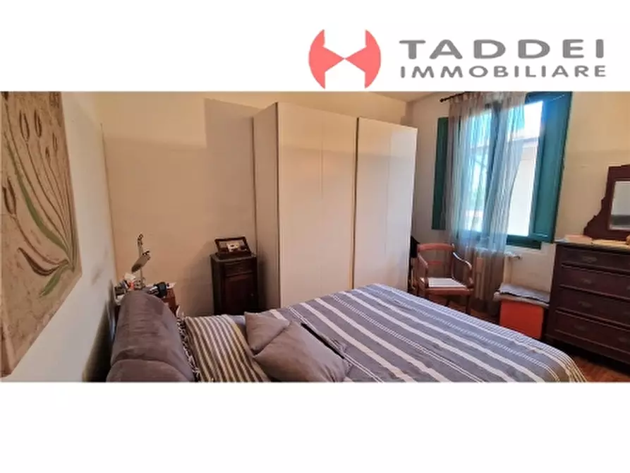 Immagine 34 di Villa in vendita  a Scandicci