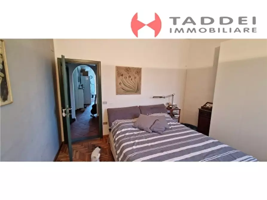 Immagine 36 di Villa in vendita  a Scandicci