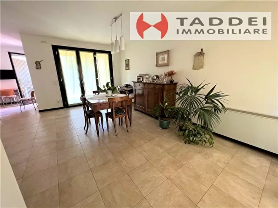 Immagine 12 di Villa in vendita  a Scandicci