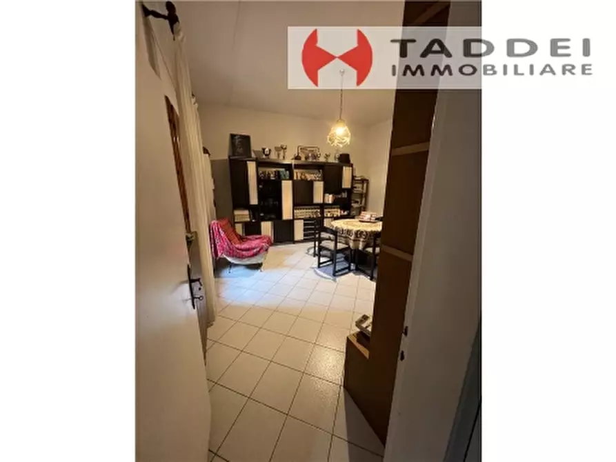 Immagine 4 di Villa in vendita  a Lastra A Signa