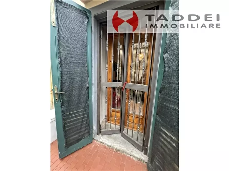 Immagine 8 di Villa in vendita  a Lastra A Signa