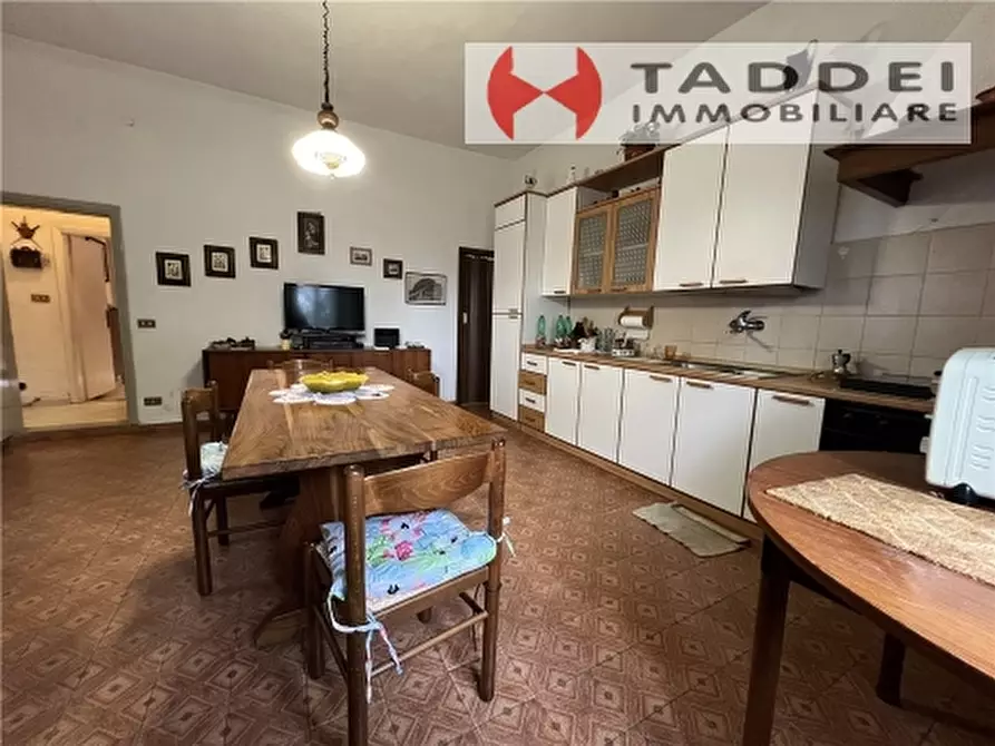 Immagine 17 di Villa in vendita  a Lastra A Signa