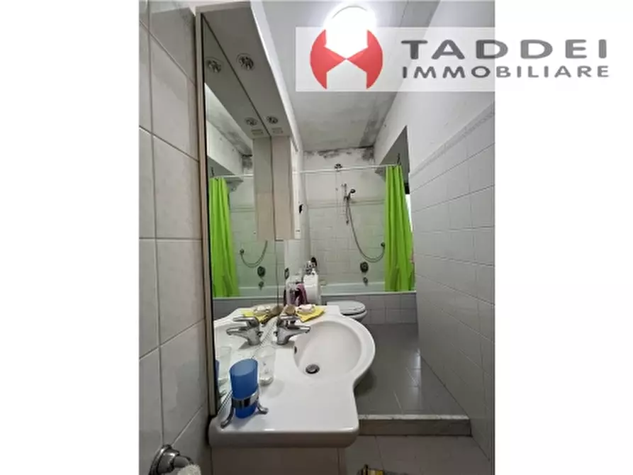 Immagine 21 di Villa in vendita  a Lastra A Signa